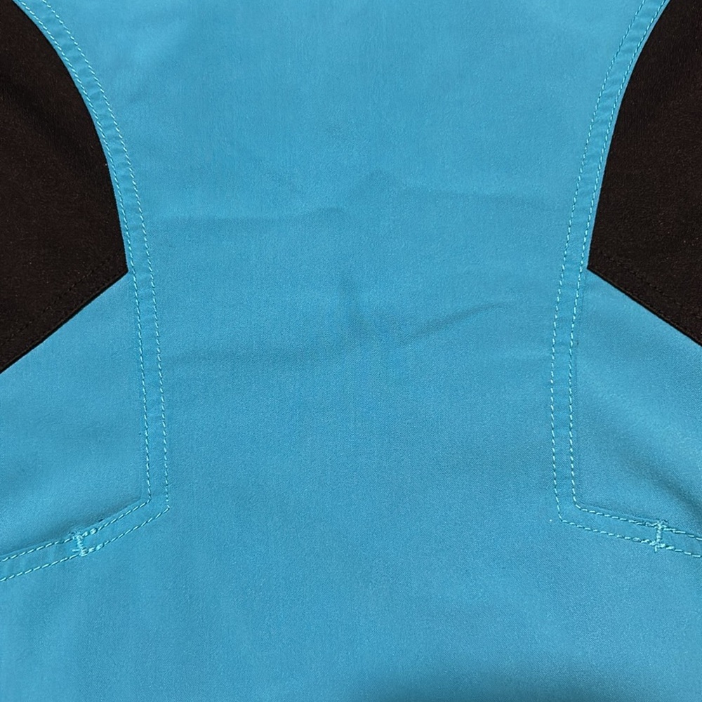 Scrub Top - Picture 4 of 5
